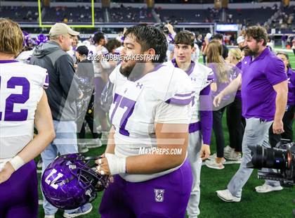 Thumbnail 3 in Chapel Hill vs. Anna (UIL 4A D1 Football Final) photogallery.