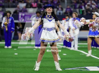 Thumbnail 2 in Chapel Hill vs. Anna (UIL 4A D1 Football Final) photogallery.