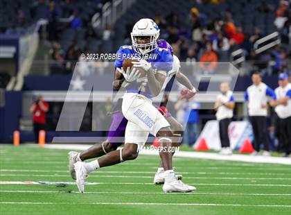Thumbnail 2 in Chapel Hill vs. Anna (UIL 4A D1 Football Final) photogallery.