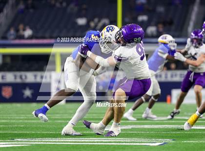 Thumbnail 2 in Chapel Hill vs. Anna (UIL 4A D1 Football Final) photogallery.