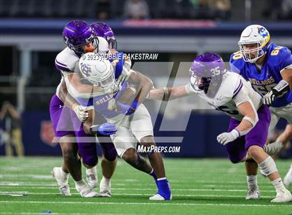 Thumbnail 2 in Chapel Hill vs. Anna (UIL 4A D1 Football Final) photogallery.