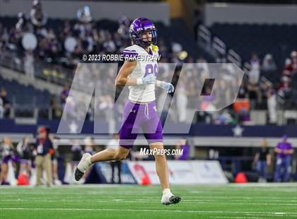 Thumbnail 3 in Chapel Hill vs. Anna (UIL 4A D1 Football Final) photogallery.