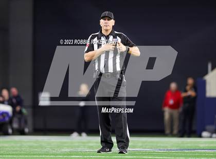 Thumbnail 1 in Chapel Hill vs. Anna (UIL 4A D1 Football Final) photogallery.