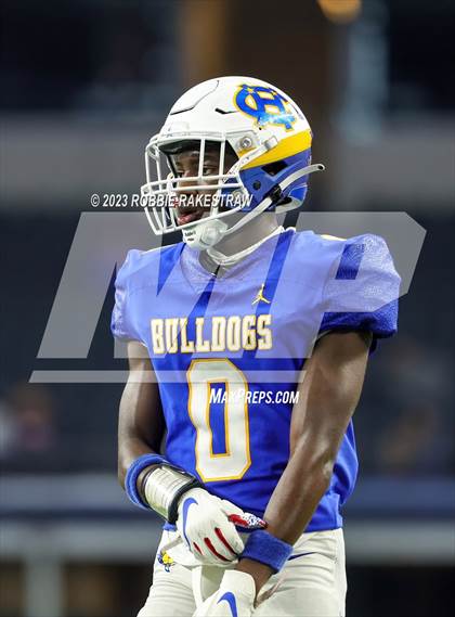 Thumbnail 3 in Chapel Hill vs. Anna (UIL 4A D1 Football Final) photogallery.