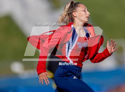 Thumbnail 3 in Metro Conference Track and Field Meet (4X100 Meter) photogallery.