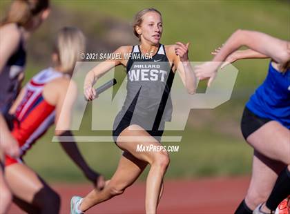 Thumbnail 2 in Metro Conference Track and Field Meet (4X100 Meter) photogallery.
