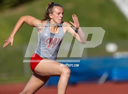 Thumbnail 3 in Metro Conference Track and Field Meet (4X100 Meter) photogallery.