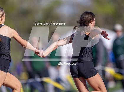 Thumbnail 3 in Metro Conference Track and Field Meet (4X100 Meter) photogallery.