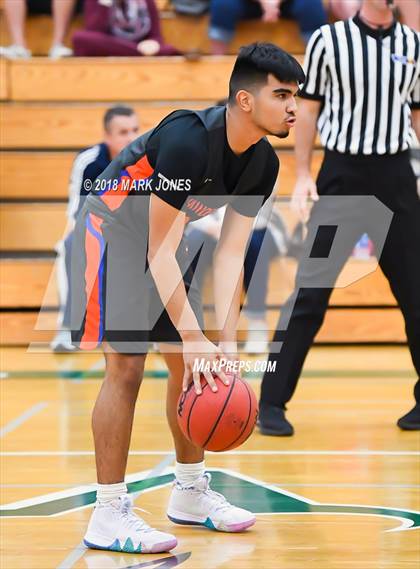 Thumbnail 1 in Chaparral vs. Thunderbird (Sunnyslope Hoopsgiving Tournament) photogallery.