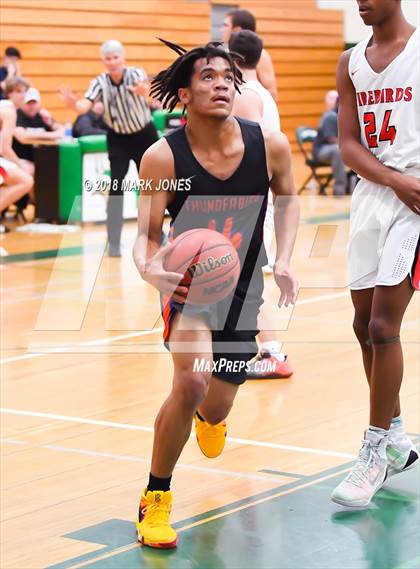 Thumbnail 1 in Chaparral vs. Thunderbird (Sunnyslope Hoopsgiving Tournament) photogallery.