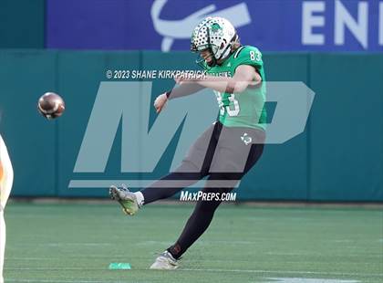 Thumbnail 1 in Southlake Carroll vs Highland Park(6A Div 1 Regional Round)  photogallery.