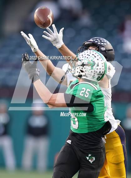 Thumbnail 1 in Southlake Carroll vs Highland Park(6A Div 1 Regional Round)  photogallery.