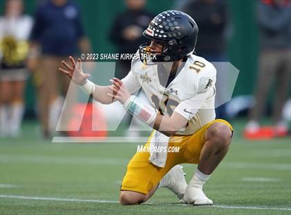 Thumbnail 3 in Southlake Carroll vs Highland Park(6A Div 1 Regional Round)  photogallery.