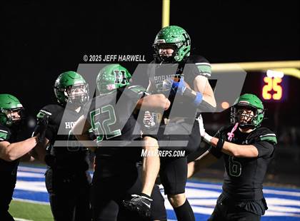 Thumbnail 1 in Avon vs. Highland (OHSAA Division 2 Regional Final) photogallery.