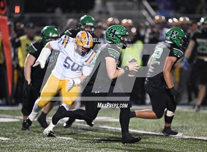 Thumbnail 2 in Avon vs. Highland (OHSAA Division 2 Regional Final) photogallery.