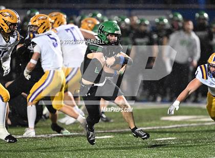 Thumbnail 2 in Avon vs. Highland (OHSAA Division 2 Regional Final) photogallery.