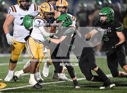 Thumbnail 2 in Avon vs. Highland (OHSAA Division 2 Regional Final) photogallery.