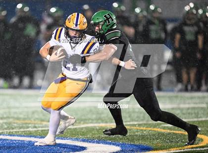 Thumbnail 2 in Avon vs. Highland (OHSAA Division 2 Regional Final) photogallery.