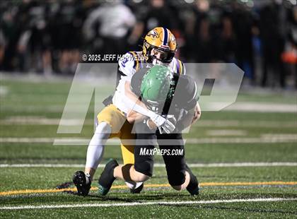 Thumbnail 1 in Avon vs. Highland (OHSAA Division 2 Regional Final) photogallery.