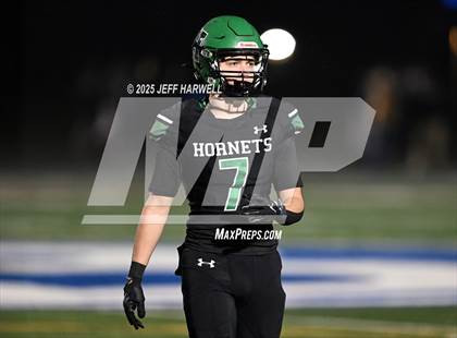 Thumbnail 3 in Avon vs. Highland (OHSAA Division 2 Regional Final) photogallery.