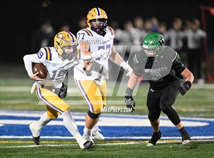 Thumbnail 2 in Avon vs. Highland (OHSAA Division 2 Regional Final) photogallery.