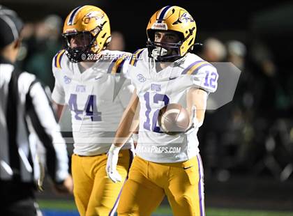 Thumbnail 1 in Avon vs. Highland (OHSAA Division 2 Regional Final) photogallery.