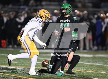 Thumbnail 2 in Avon vs. Highland (OHSAA Division 2 Regional Final) photogallery.