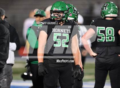 Thumbnail 1 in Avon vs. Highland (OHSAA Division 2 Regional Final) photogallery.