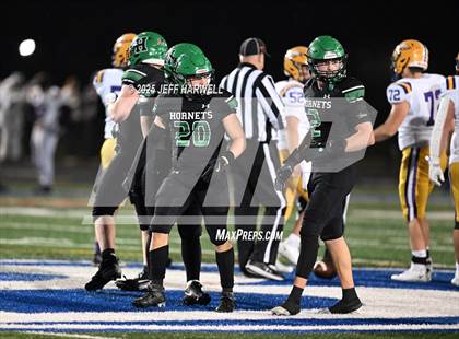 Thumbnail 2 in Avon vs. Highland (OHSAA Division 2 Regional Final) photogallery.