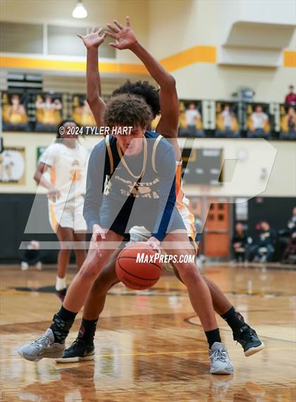 Thumbnail 3 in Decatur Central @ Avon photogallery.