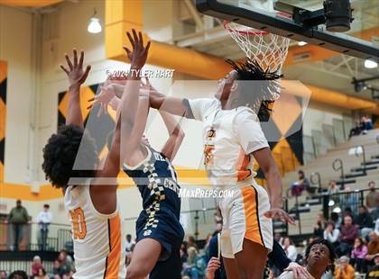 Thumbnail 1 in Decatur Central @ Avon photogallery.