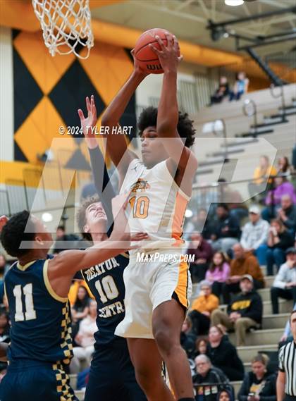 Thumbnail 3 in Decatur Central @ Avon photogallery.