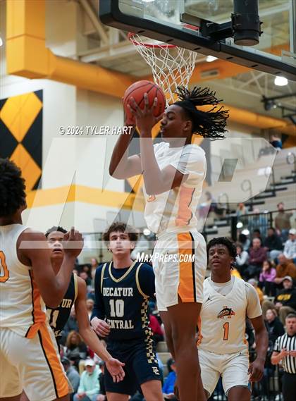 Thumbnail 2 in Decatur Central @ Avon photogallery.
