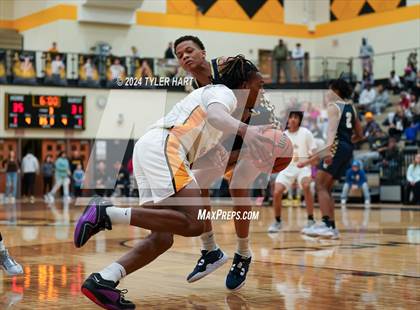 Thumbnail 2 in Decatur Central @ Avon photogallery.