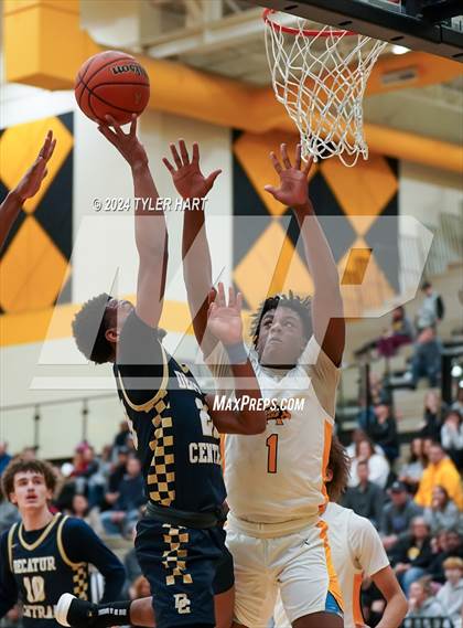 Thumbnail 3 in Decatur Central @ Avon photogallery.