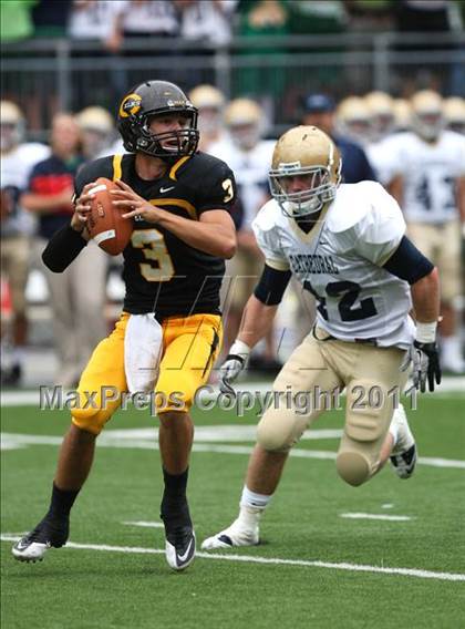 Thumbnail 2 in Indianapolis Cathedral vs. Centerville (Kirk Herbstreit National Kickoff Classic)  photogallery.