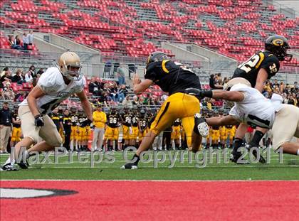 Thumbnail 2 in Indianapolis Cathedral vs. Centerville (Kirk Herbstreit National Kickoff Classic)  photogallery.