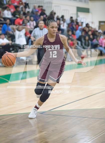 Thumbnail 3 in Cedar Hill vs. Plano (UIL 6A Quarterfinal) photogallery.