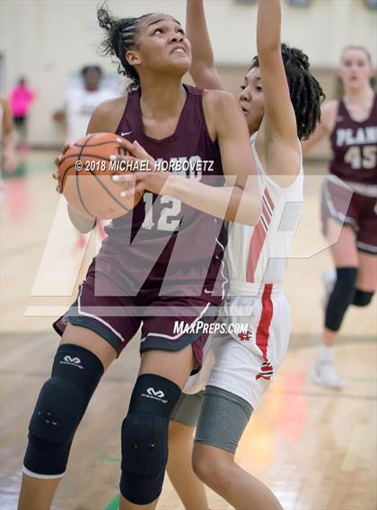 Thumbnail 2 in Cedar Hill vs. Plano (UIL 6A Quarterfinal) photogallery.
