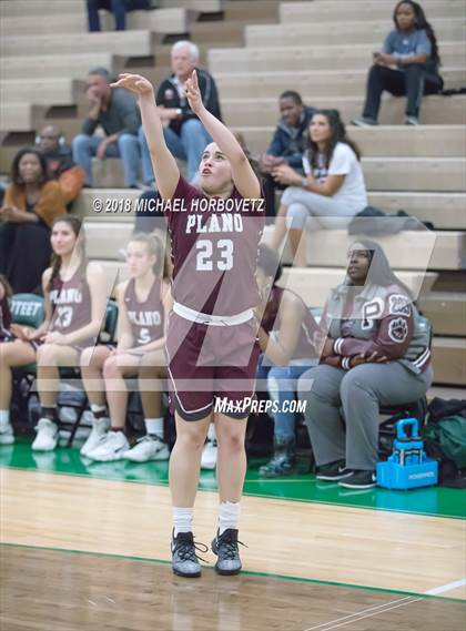 Thumbnail 1 in Cedar Hill vs. Plano (UIL 6A Quarterfinal) photogallery.