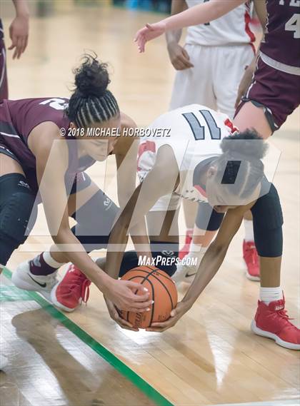 Thumbnail 1 in Cedar Hill vs. Plano (UIL 6A Quarterfinal) photogallery.
