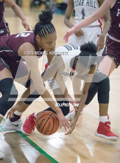 Thumbnail 3 in Cedar Hill vs. Plano (UIL 6A Quarterfinal) photogallery.