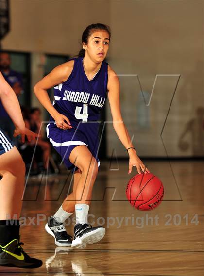 Thumbnail 1 in Shadow Hills vs. Samuel Robertson Canada (MaxPreps Holiday Classic) photogallery.