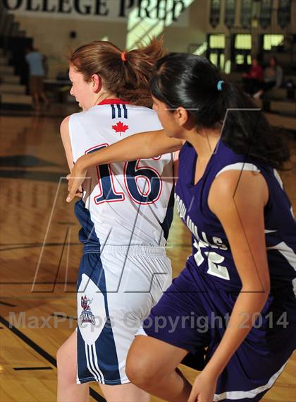 Thumbnail 2 in Shadow Hills vs. Samuel Robertson Canada (MaxPreps Holiday Classic) photogallery.