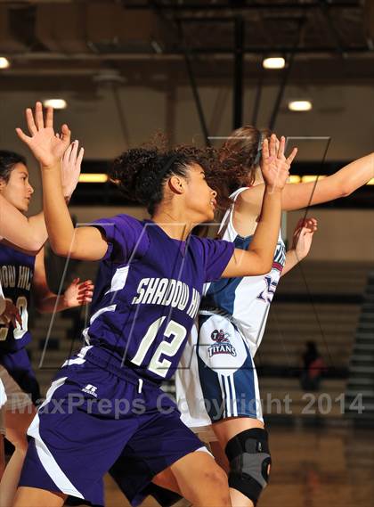 Thumbnail 3 in Shadow Hills vs. Samuel Robertson Canada (MaxPreps Holiday Classic) photogallery.