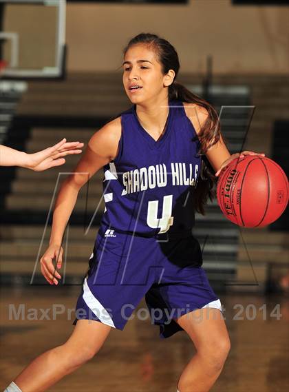 Thumbnail 3 in Shadow Hills vs. Samuel Robertson Canada (MaxPreps Holiday Classic) photogallery.