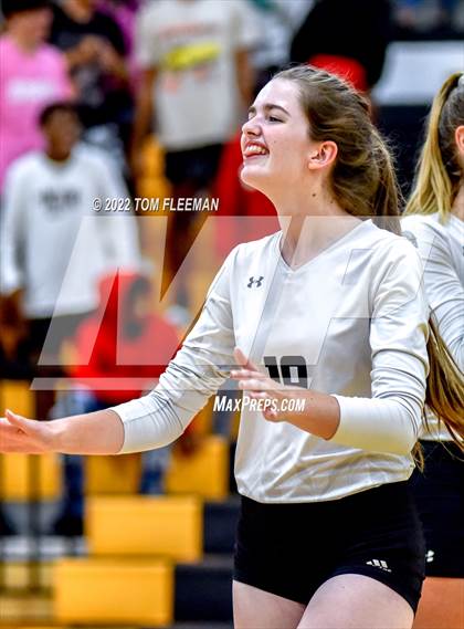 Thumbnail 1 in Olathe North @ Shawnee Mission West photogallery.