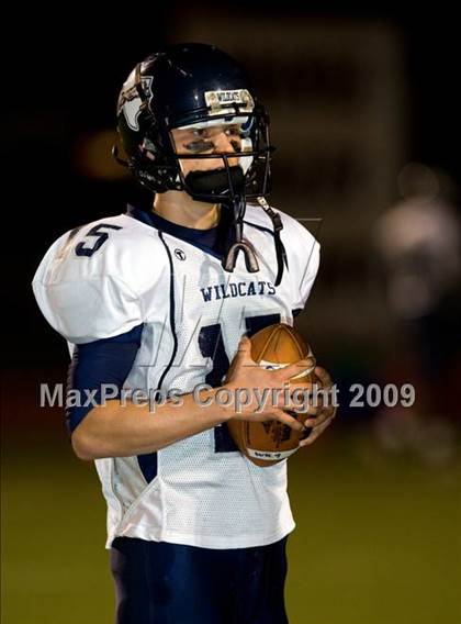 Thumbnail 2 in Paris vs. Argyle (Texas 3A D2 Bi-District Playoffs) photogallery.