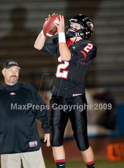 Thumbnail 2 in Paris vs. Argyle (Texas 3A D2 Bi-District Playoffs) photogallery.
