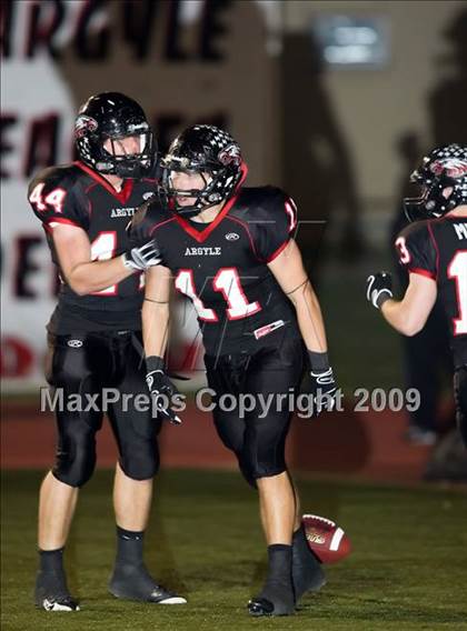 Thumbnail 3 in Paris vs. Argyle (Texas 3A D2 Bi-District Playoffs) photogallery.